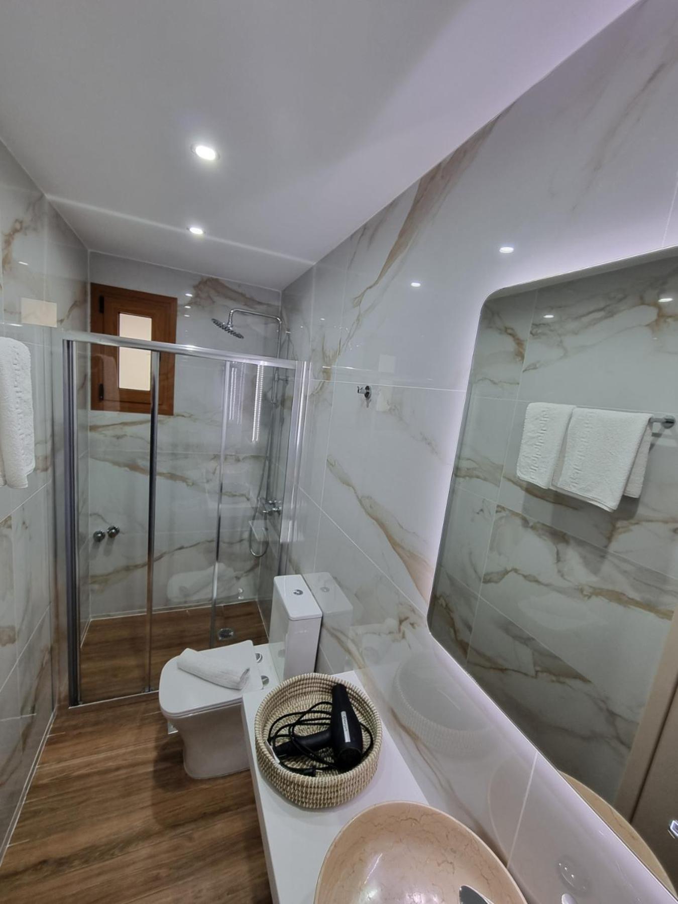 Olive Grove View Apartment Skiathos Town Ngoại thất bức ảnh