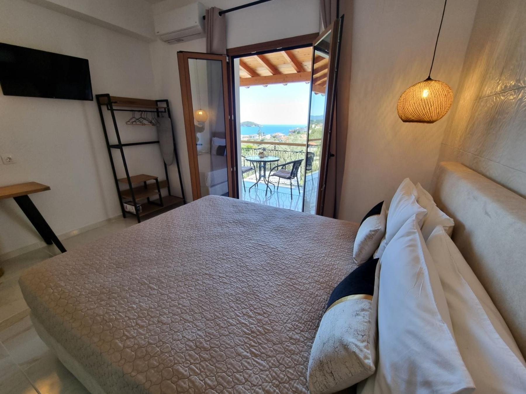 Olive Grove View Apartment Skiathos Town Ngoại thất bức ảnh