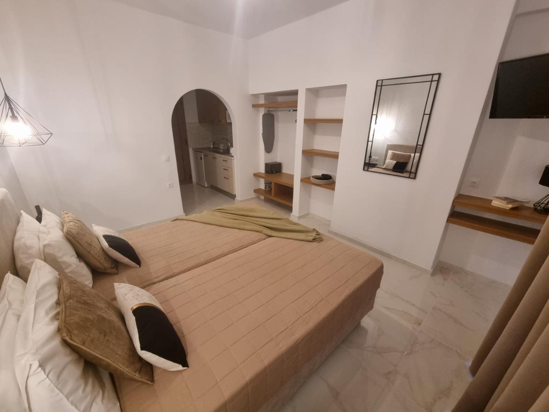 Olive Grove View Apartment Skiathos Town Ngoại thất bức ảnh