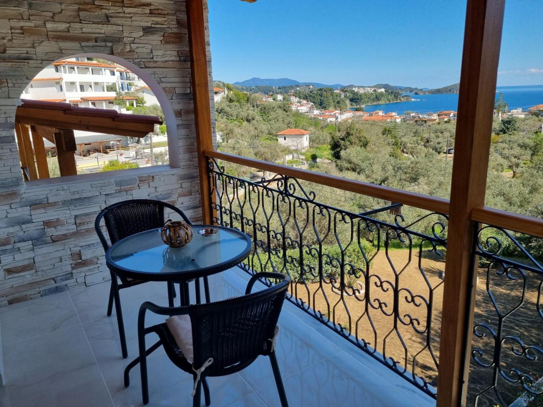 Olive Grove View Apartment Skiathos Town Ngoại thất bức ảnh